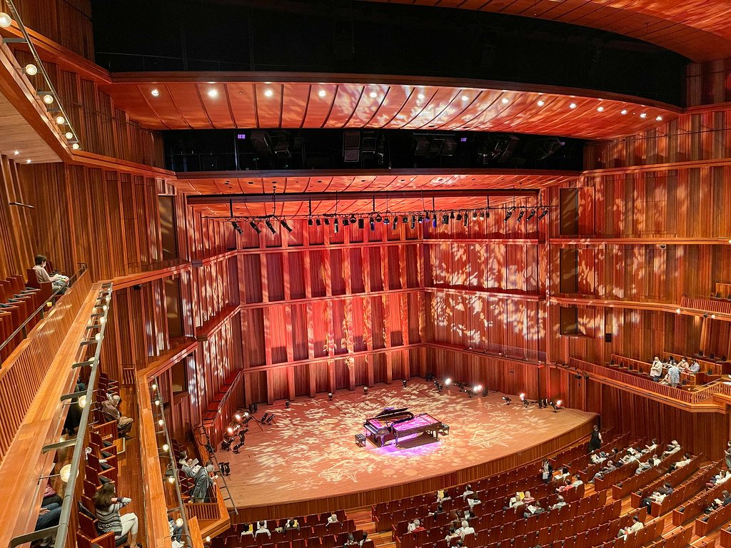 🎭 효고 현립 예술 문화 센터(효고켄리츠 게이쥬츠분카센타)